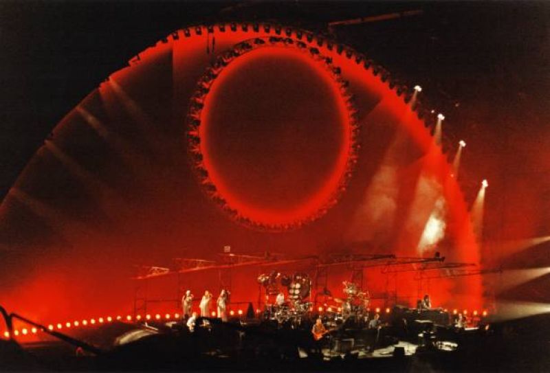 Pink Floyd Division Bell-Tour 1994 / g_5_0_gettyimages-187451055-612x612.jpg